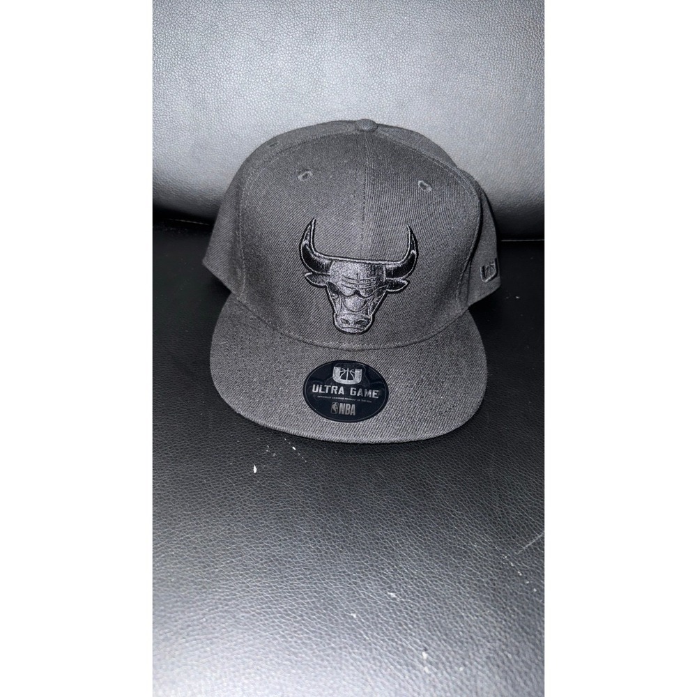 New Era Chicago Bulls Sleeked Finish Metal Logo Black on black adjustable Cap